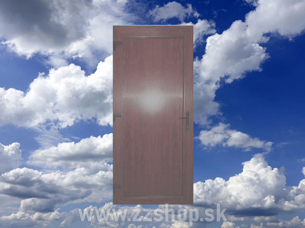 Plastové vchodové dvere Full Panel orech majú 5-komorové profily a 27 mm hrubý panel.